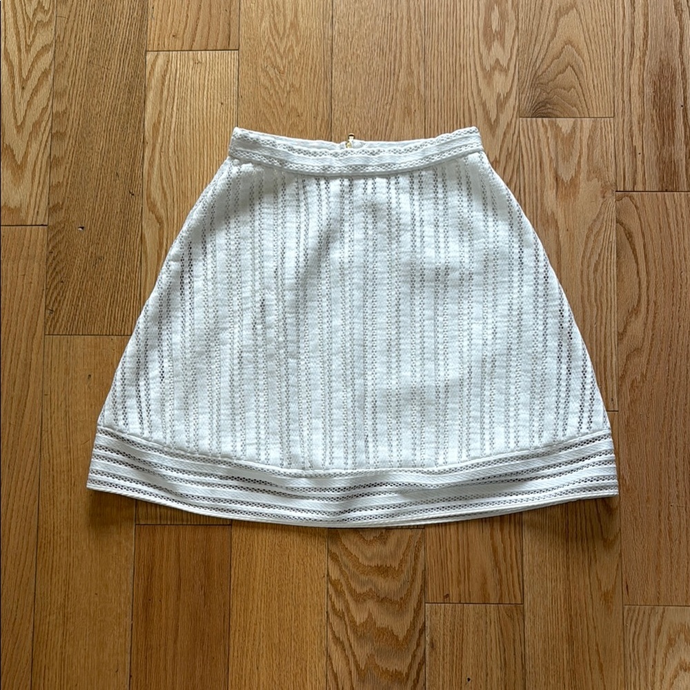 Elegant White Lace Skirt